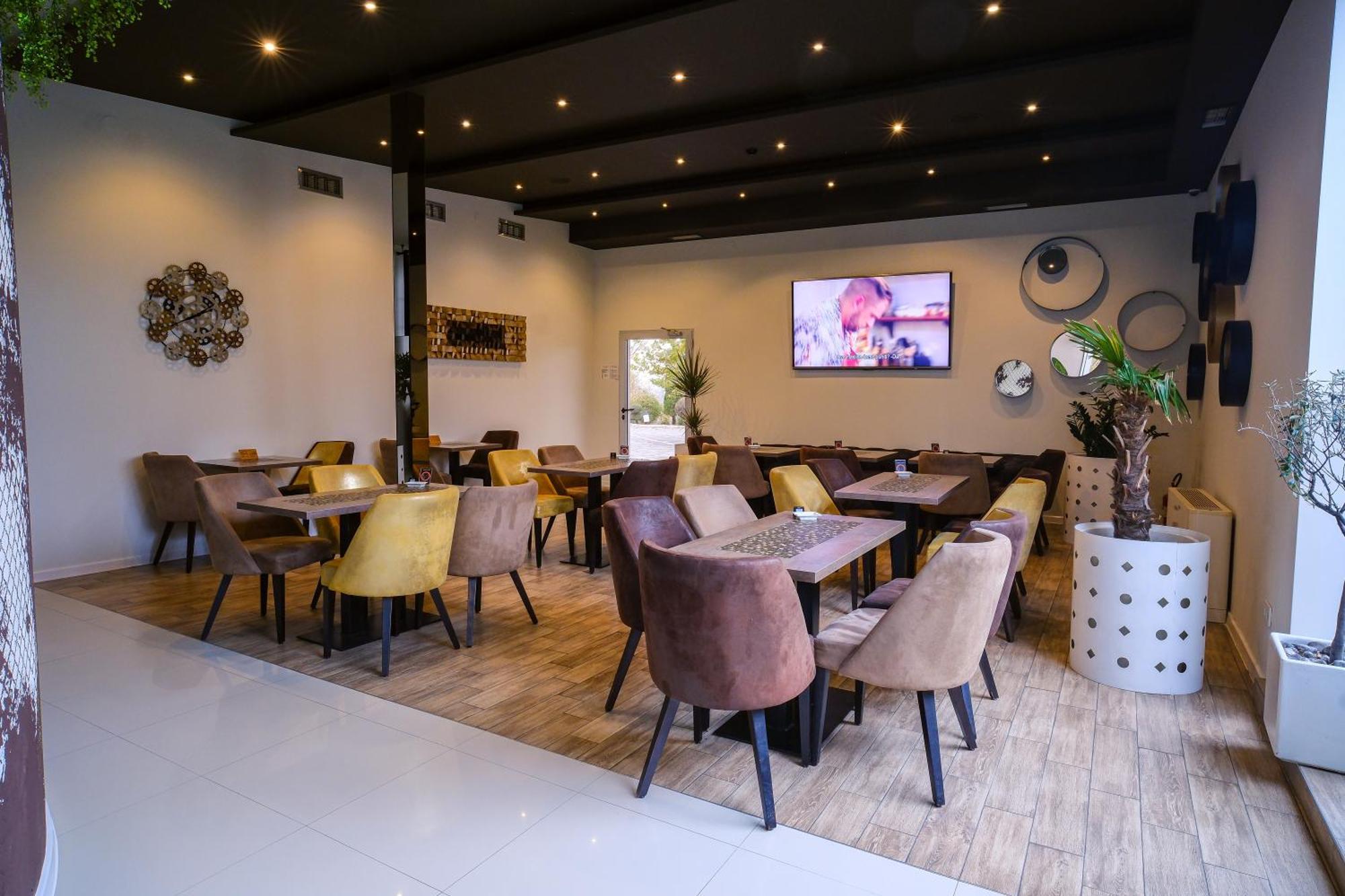 Hotel Crystal Light Ni Εξωτερικό φωτογραφία